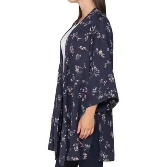 Tahari navy blue floral lightweight kimono style top size S/M NWT - Picture 3 of 16
